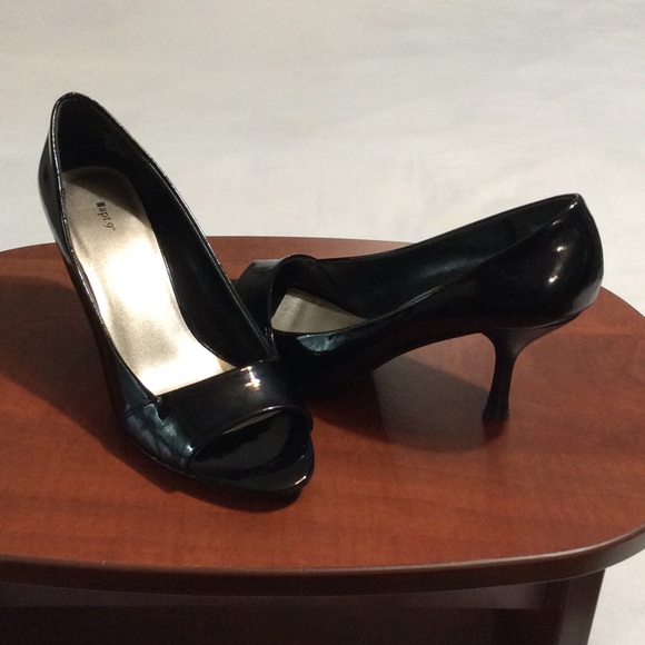 Apt 9 black shoes - Picture 5 of 6